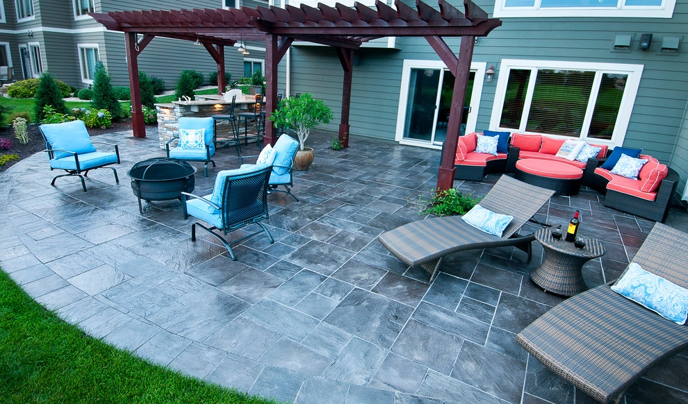 Outdoor Living Area by MT Carpenter Landscape Inc. - Photo 3