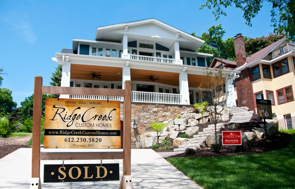 Artisan Homes by MT Carpenter Landscape Inc. - Photo 3