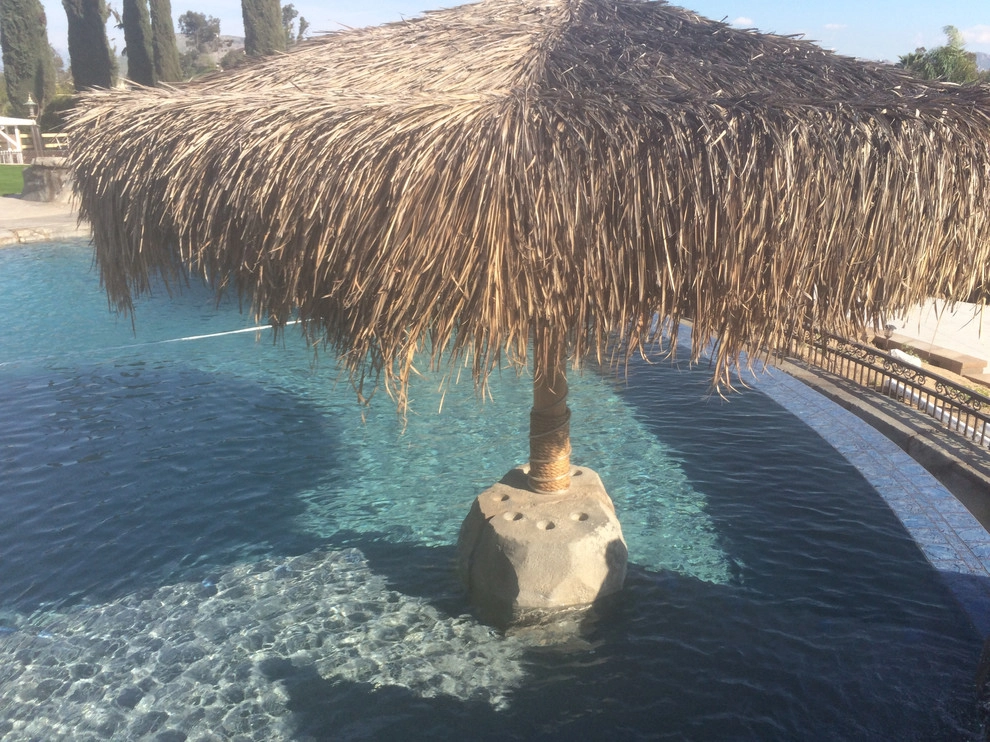 Rustic Theme - Rock Pool, Spa, Grotto, Bridge & Stream by My Garden: Landscape Design By Wayne - Photo 31