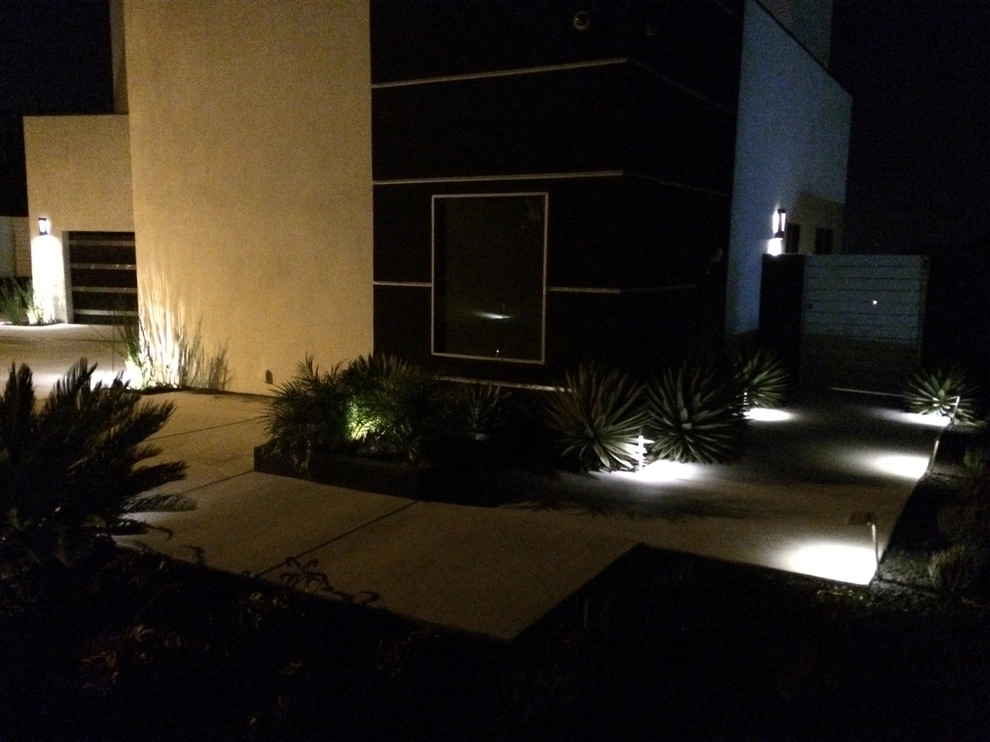 Modern Contemporary Theme, Yorba Linda by My Garden: Landscape Design By Wayne - Photo 10