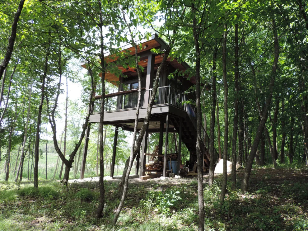 16-foot by 16-foot Treehouse by Master Builders Of West Central Minnesota, Inc. - Photo 5