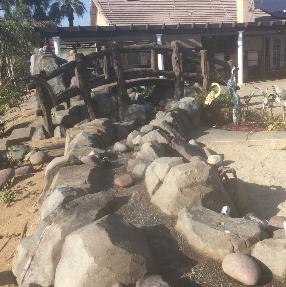 Rustic Theme - Rock Pool, Spa, Grotto, Bridge & Stream by My Garden: Landscape Design By Wayne - Photo 30