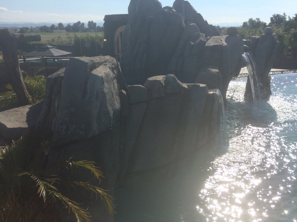 Rustic Theme - Rock Pool, Spa, Grotto, Bridge & Stream by My Garden: Landscape Design By Wayne - Photo 26