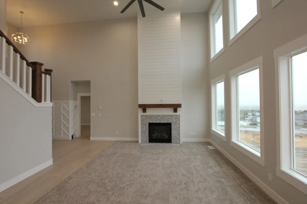 Nineteen Ninety-Four Mariah by Satterfield Realty & Development, Inc. - Photo 9