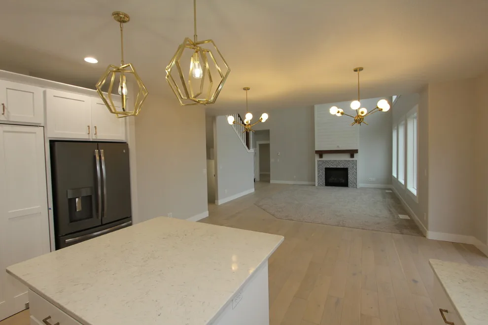 Nineteen Ninety-Four Mariah by Satterfield Realty & Development, Inc. - Photo 4