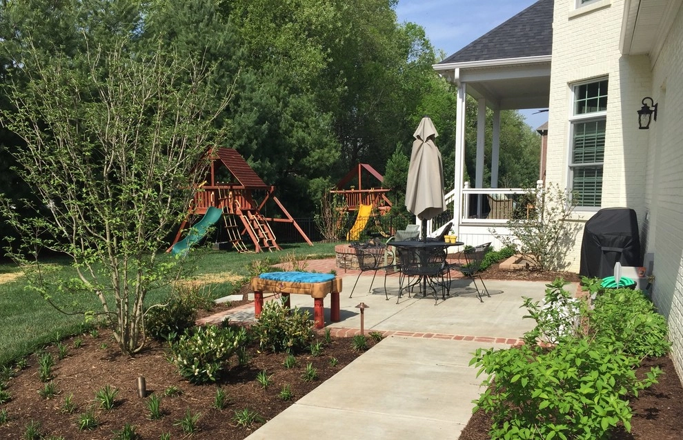 Beech Spring Farm Blvd Residence by Myers + Co. Landscape Architecture - Photo 3