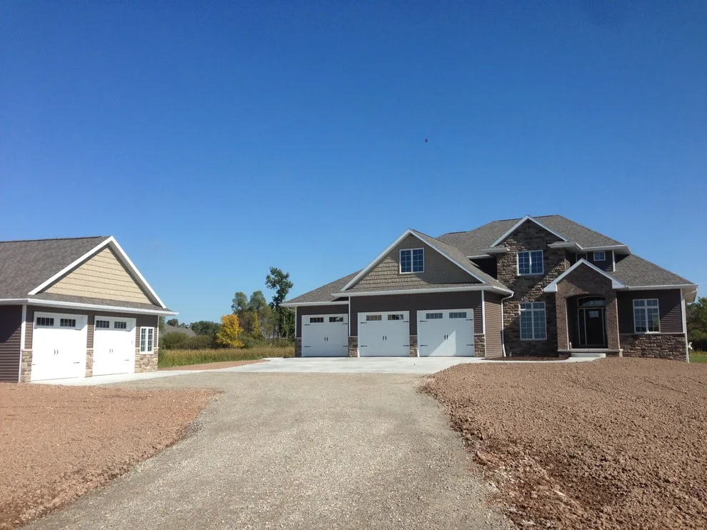 Autumn 2014 Showcase Residence by Puyleart Brothers Construction, LLC - Photo 11