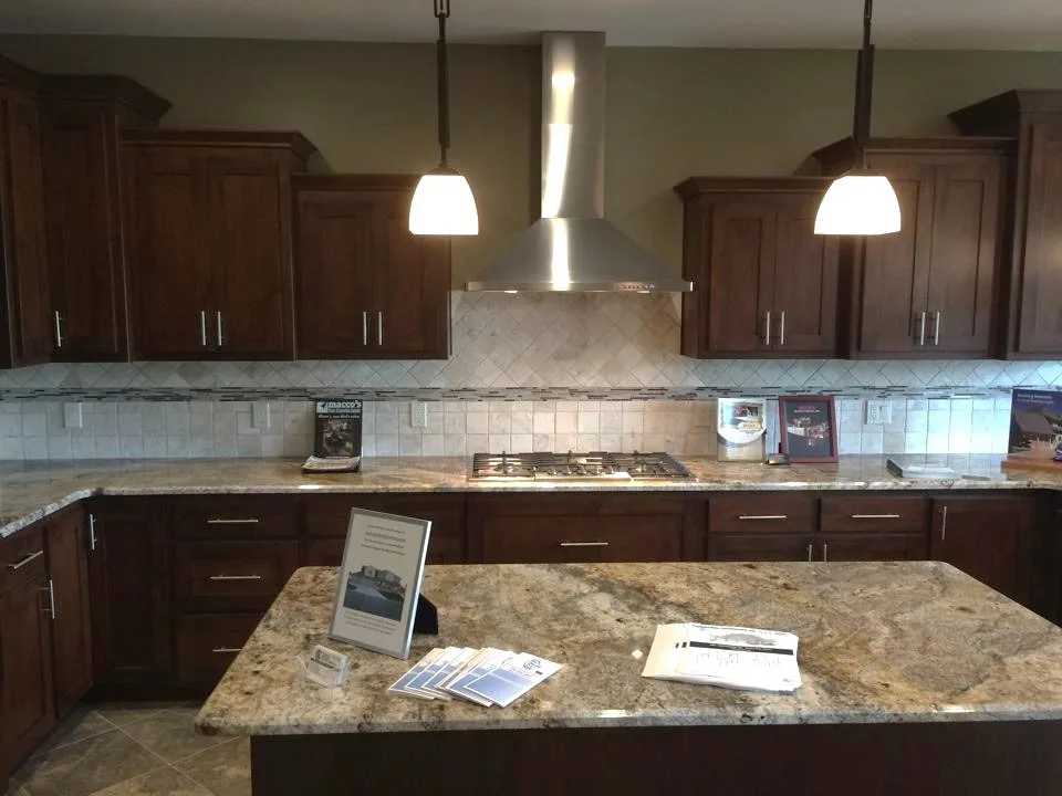 Autumn 2014 Showcase Residence by Puyleart Brothers Construction, LLC - Photo 10