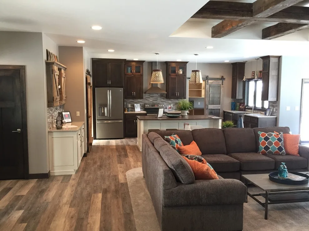 Spring Showcase 2016 Home by Puyleart Brothers Construction, LLC - Photo 2