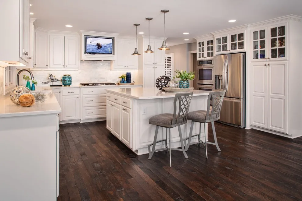 2017 NARI Renovated Home Showcase by Sanwick Remodeling Contractors - Photo 3