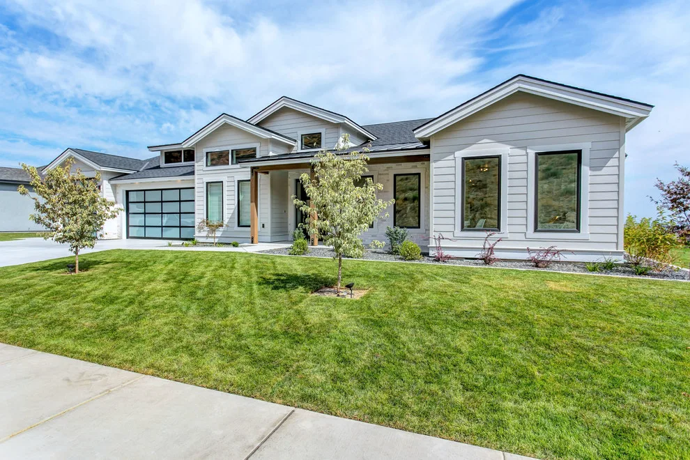 2018 Pahlisch Showcase Home by Century 21 Tri-Cities - Photo 27