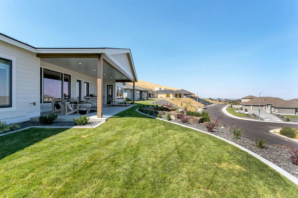 2018 Pahlisch Showcase Home by Century 21 Tri-Cities - Photo 21