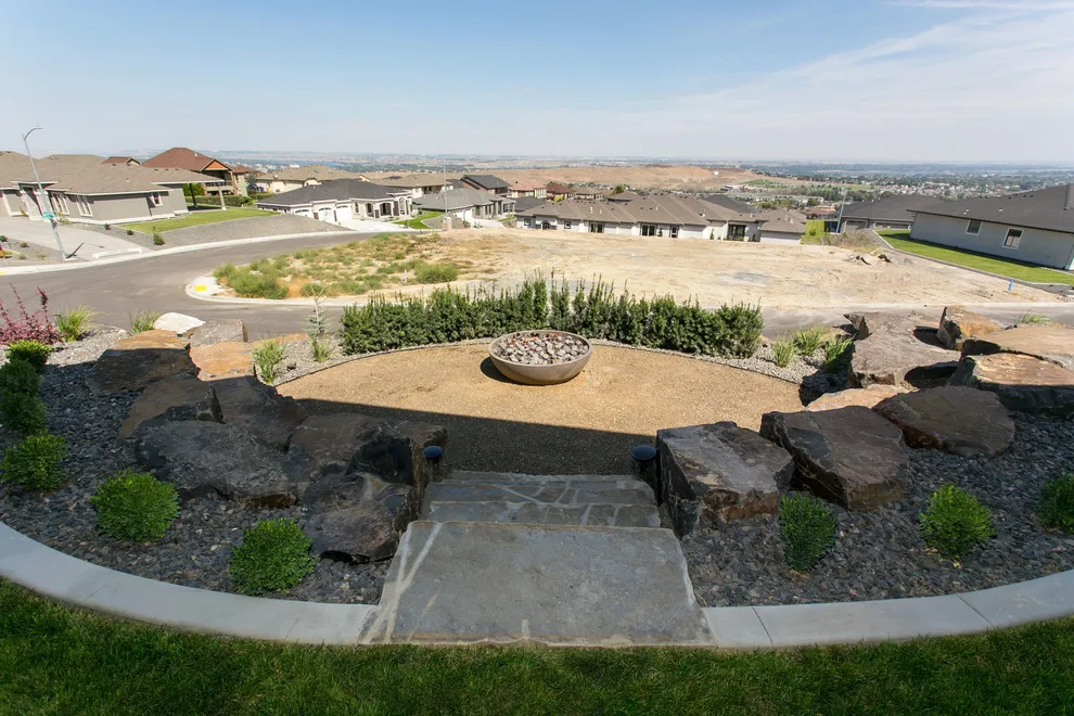2018 Pahlisch Showcase Home by Century 21 Tri-Cities - Photo 47