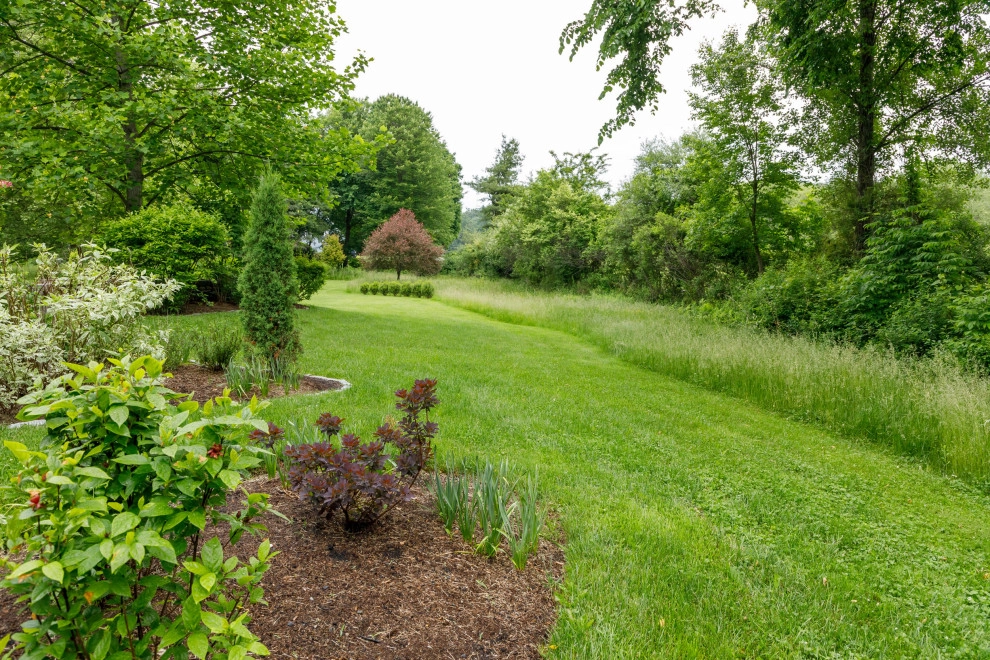 Mature Garden by Natalie DeNormandie - Photo 14