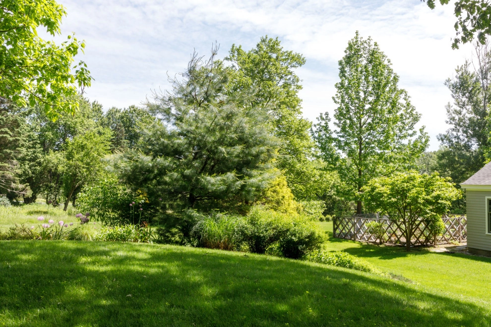 Mature Garden by Natalie DeNormandie - Photo 38