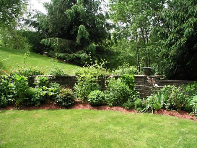 Onsite Design by Native Landscapes Inc - Photo 2