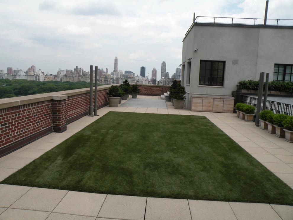 Contemporary Patio by Native Landscapes Inc - Photo 2