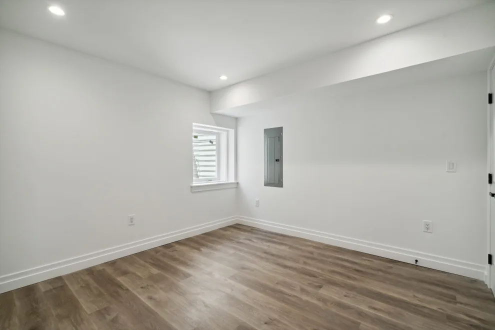 31st Avenue by Ken Group LLC - Photo 22