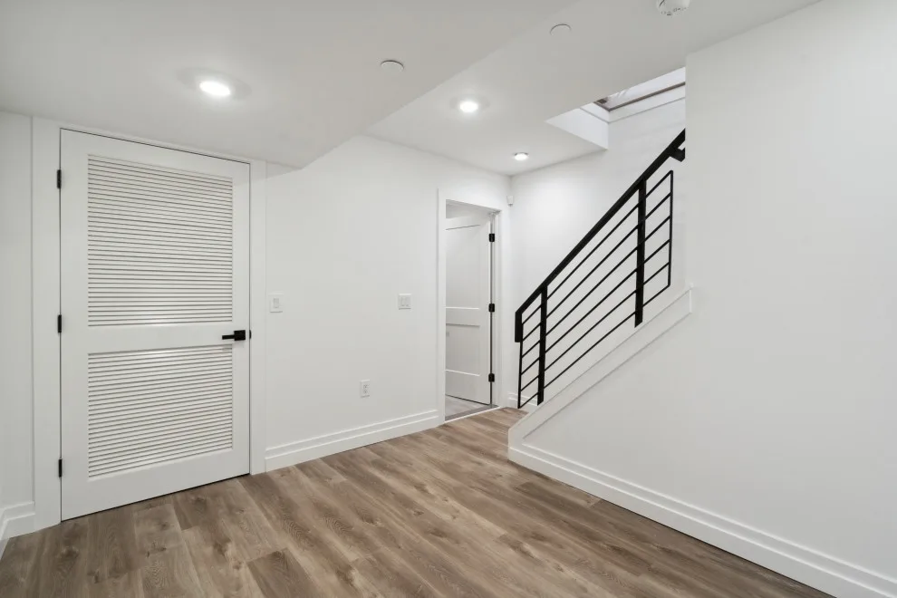 31st Avenue by Ken Group LLC - Photo 24