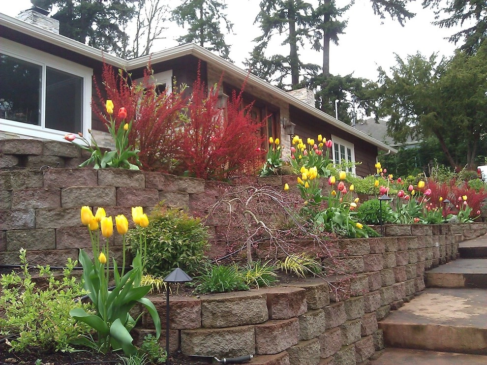 Bellevue - Curb Appeal and Color by Natural Greenscapes LLC - Photo 5