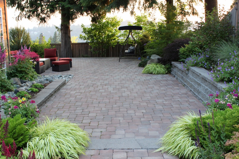 Bothell - Backyard Retreat by Natural Greenscapes LLC - Photo 4