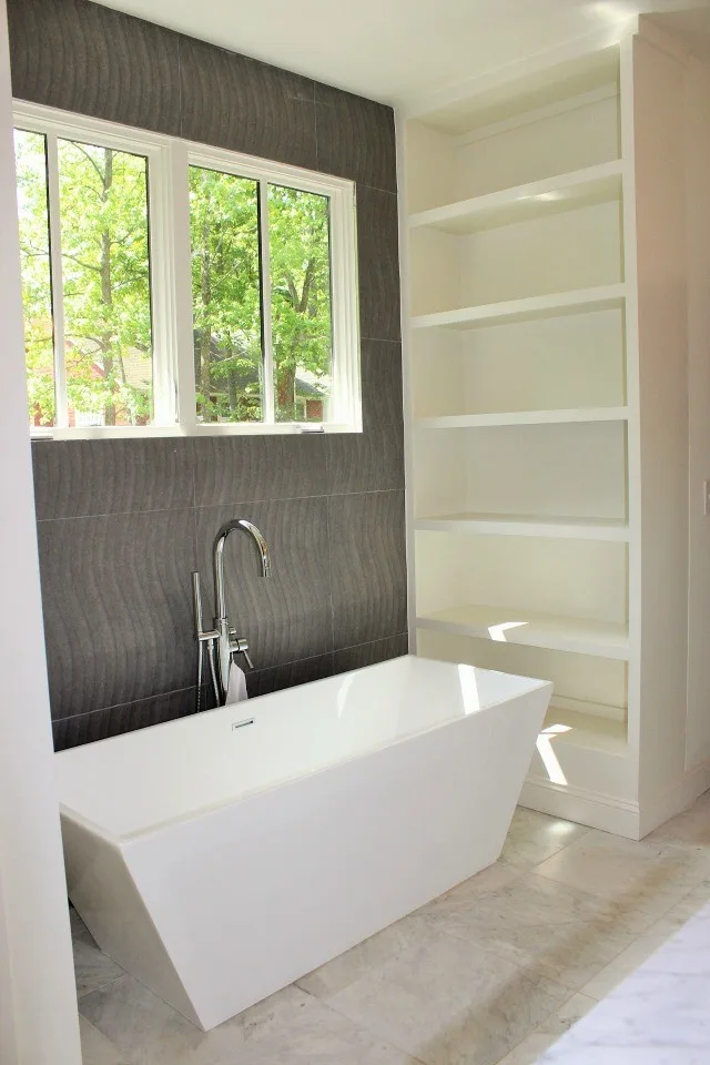 Coastal Contemporary by Level Craft Construction - Photo 24