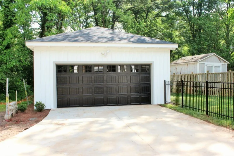 Coastal Contemporary by Level Craft Construction - Photo 4