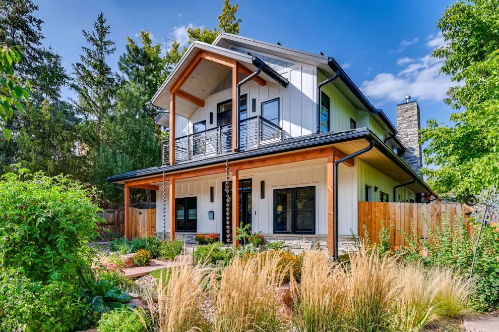 429 Home by Rodwin Architecture & Skycastle Construction - Photo 5