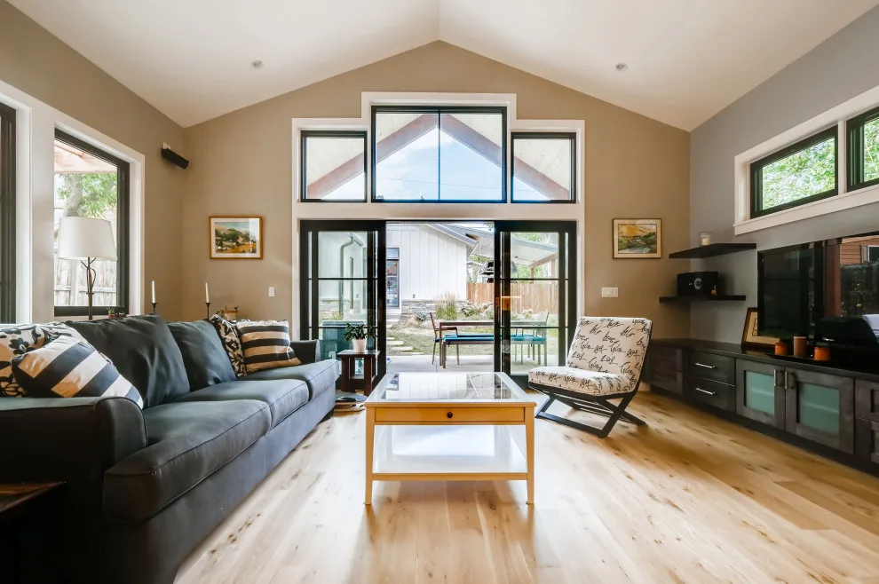 429 Home by Rodwin Architecture & Skycastle Construction - Photo 6