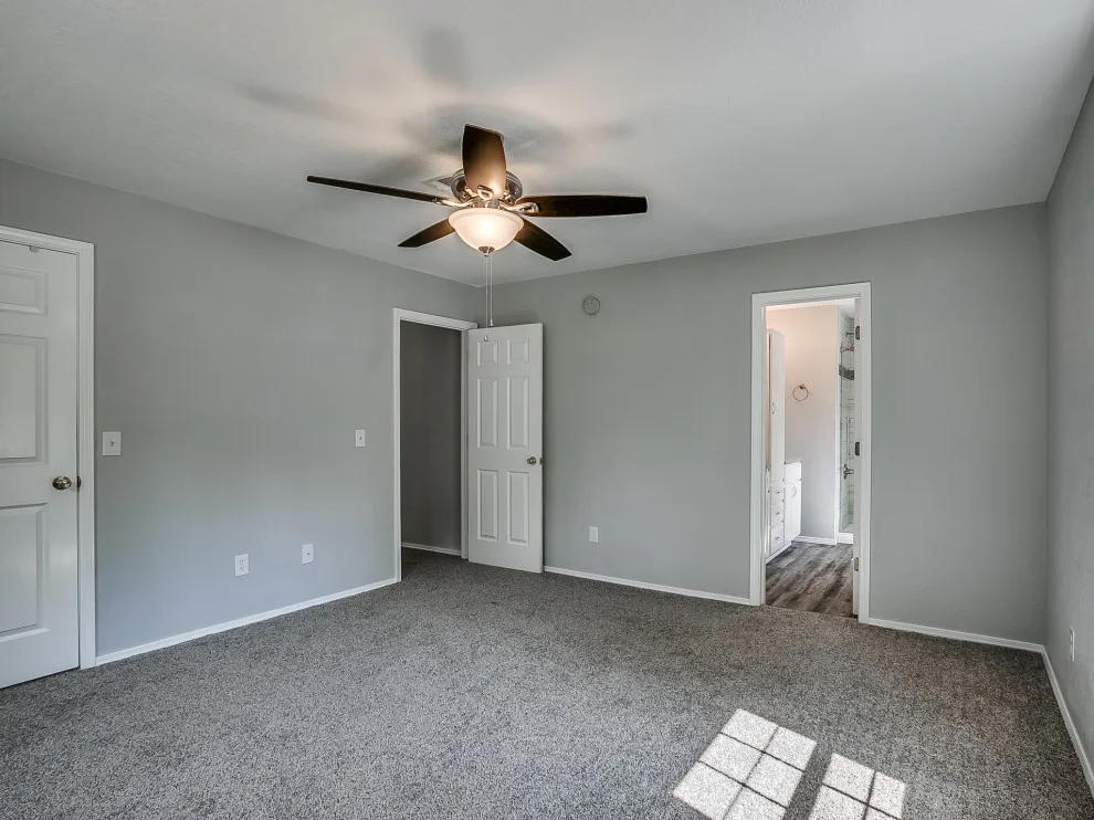 Spot On Remodeling Corporation - Photo 4