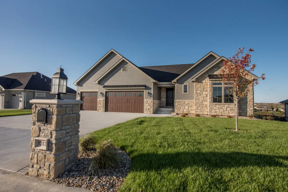 5212 Grand Luxury Drive by The Carson Company - Photo 15