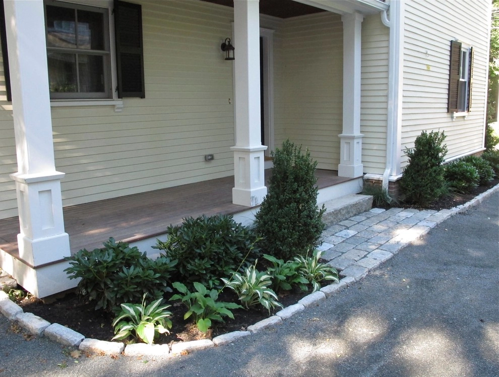 Lexington Historic Home by Nilsen Landscape Design, LLC - Photo 2