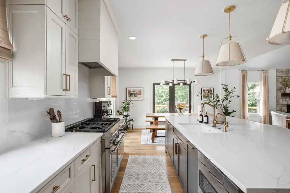 595 - Hampton House Renovation by The Guy Corporation - Photo 6