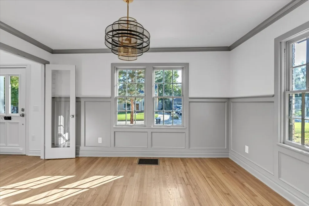 615 Opulent Makeover by Dream Construction - Photo 8