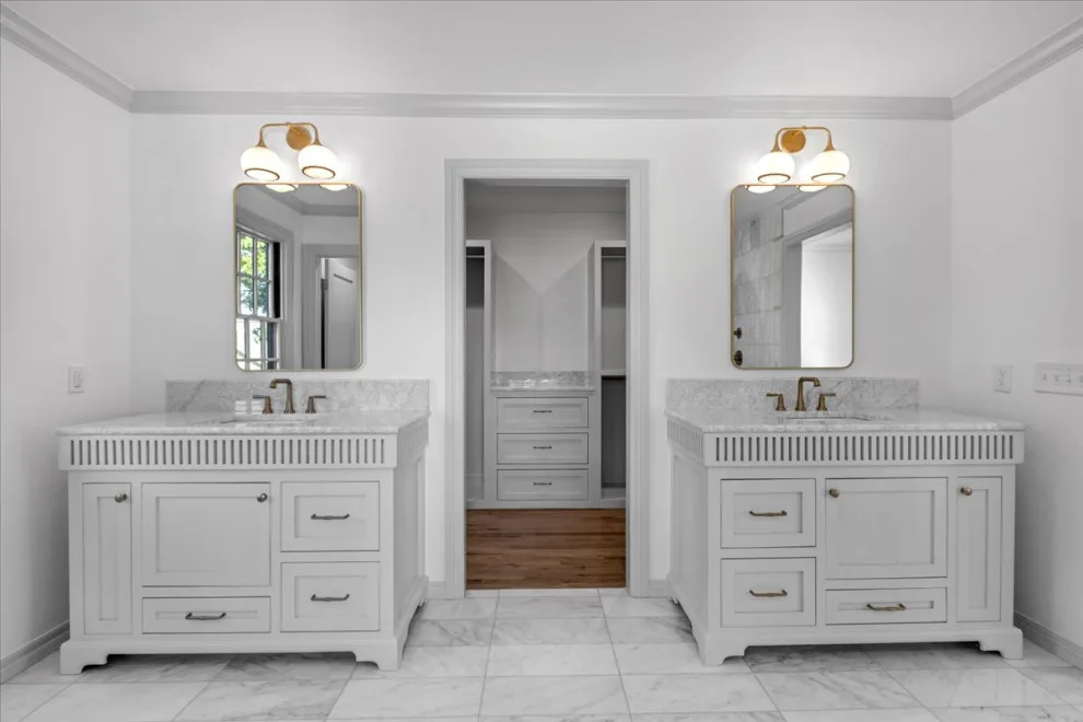 615 Opulent Makeover by Dream Construction - Photo 6