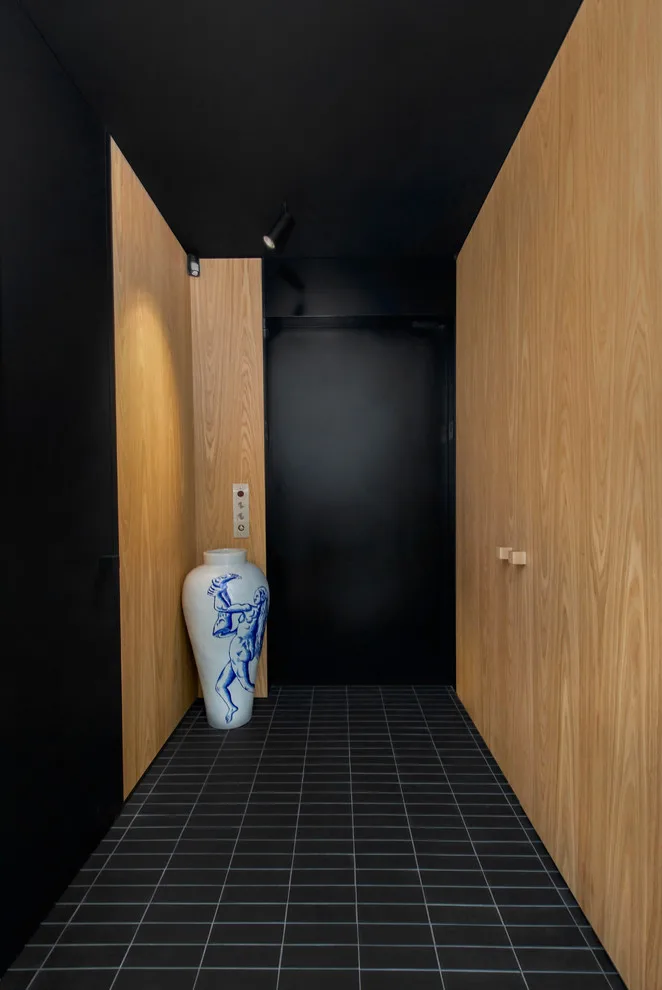 Gallery on 65th Street by Po Design Creation Corp - Photo 11