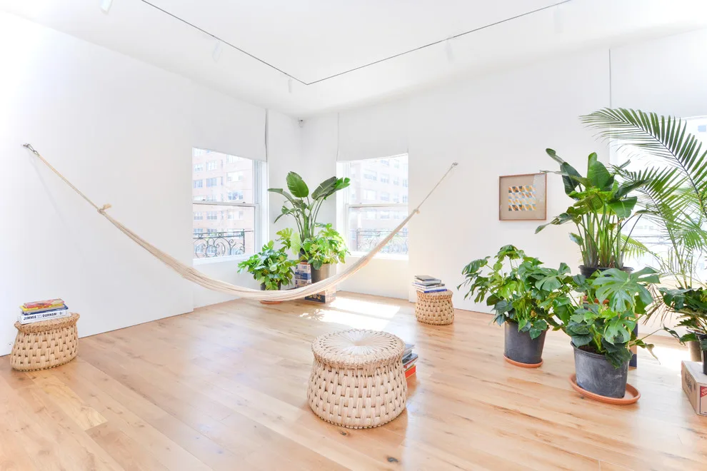 Gallery on 65th Street by Po Design Creation Corp - Photo 2