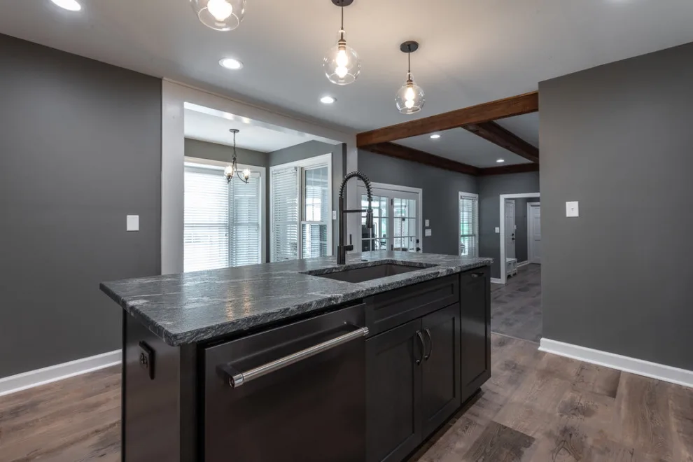 KDL Construction LLC - Photo 9