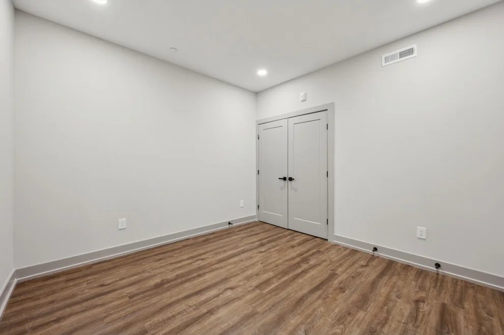 Seventh Avenue by Ken Group LLC - Photo 23