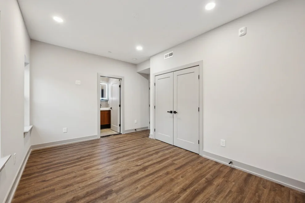 Seventh Avenue by Ken Group LLC - Photo 22