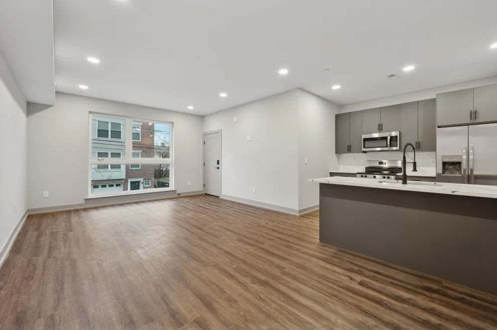 Seventh Avenue by Ken Group LLC - Photo 17