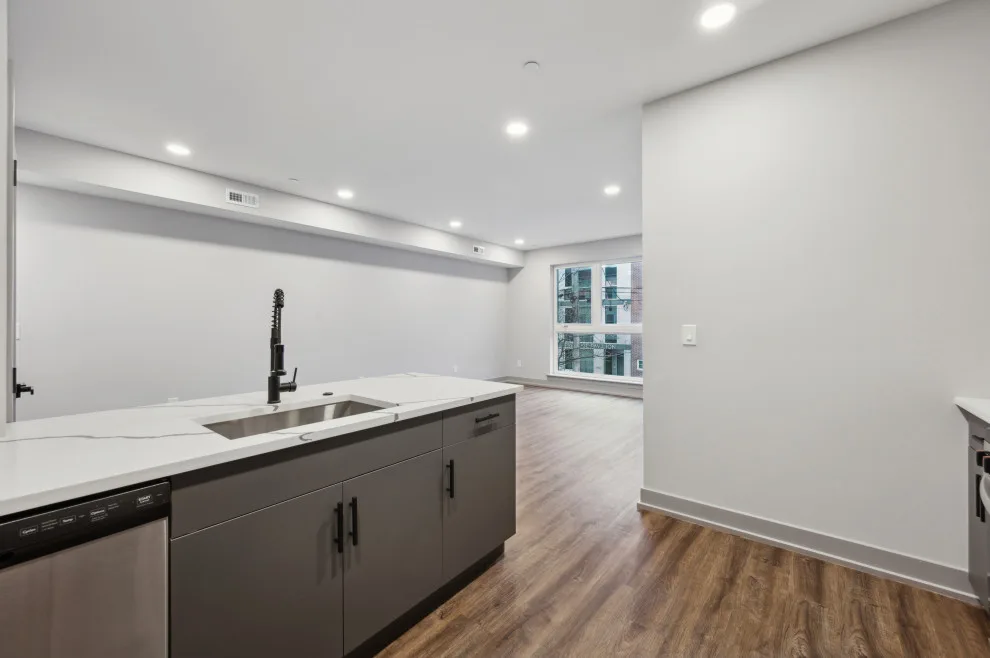 Seventh Avenue by Ken Group LLC - Photo 12
