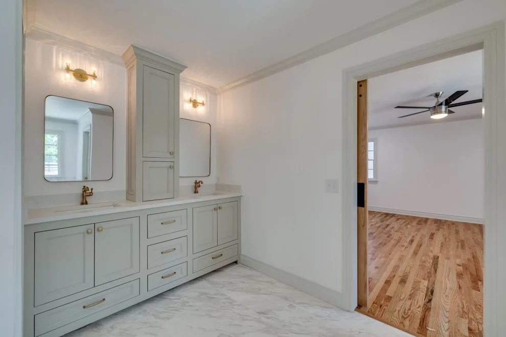 813 Opulent Makeover by Dream Construction - Photo 27