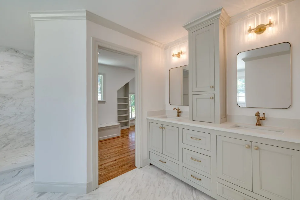 813 Opulent Makeover by Dream Construction - Photo 8