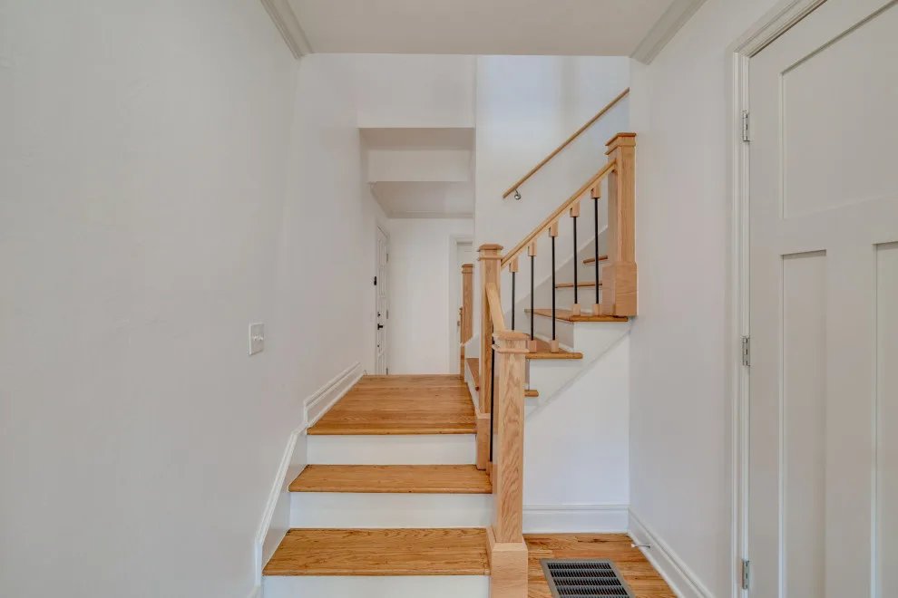 813 Opulent Makeover by Dream Construction - Photo 24