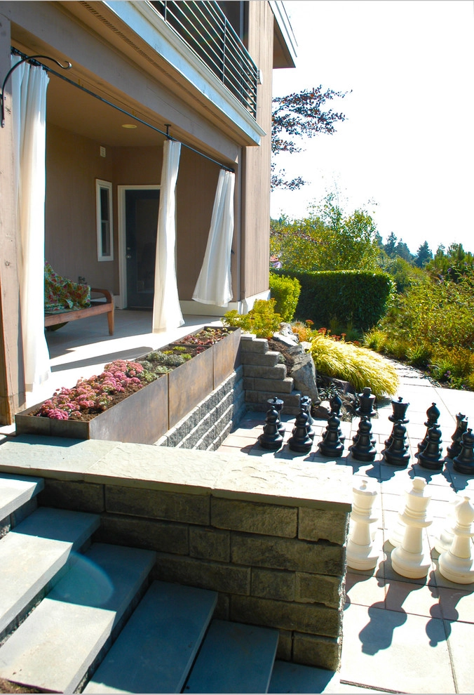 Lake Washington View Residence by Noriko Marshall Landscape Architecture - Photo 6