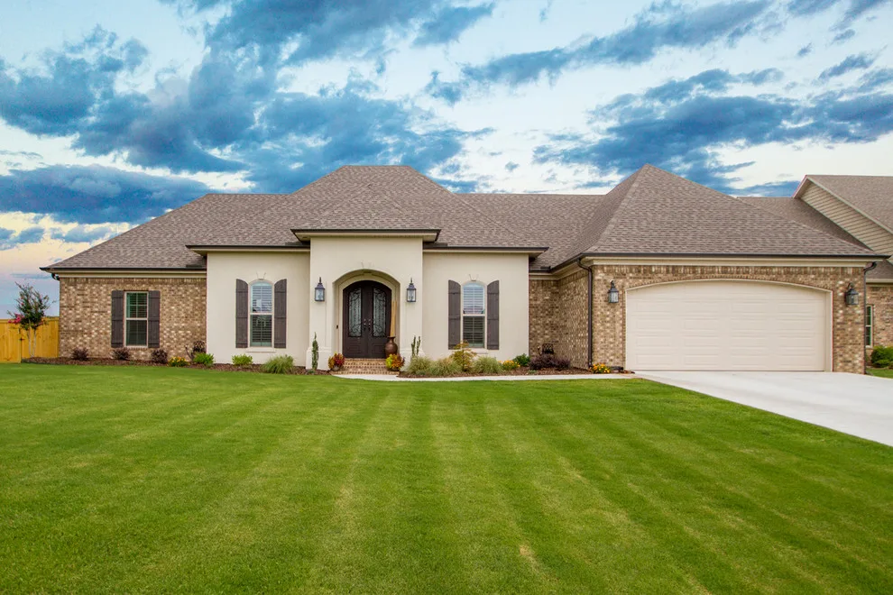 Acadiana Residence by Hines Homes, LLC - Photo 6