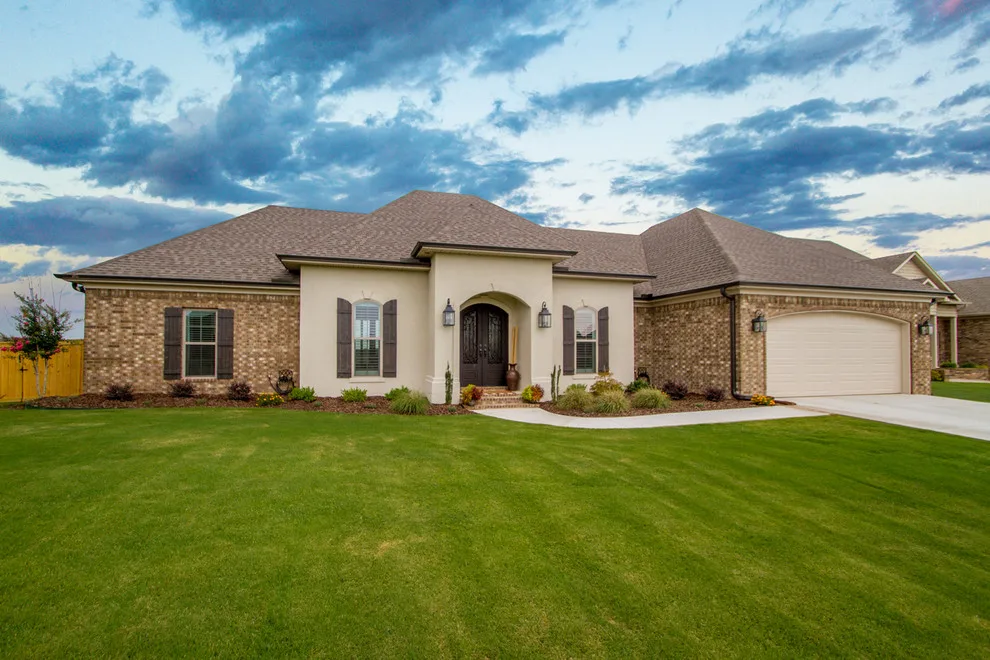 Acadiana Residence by Hines Homes, LLC - Photo 13