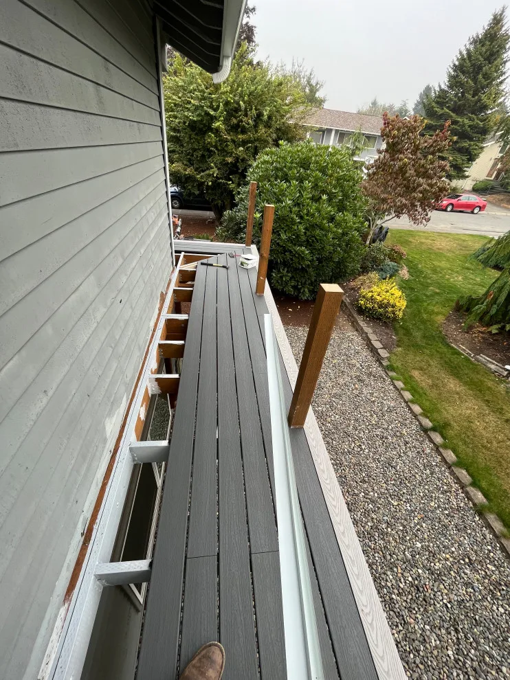 Day And Night Glass LLC - Photo 3