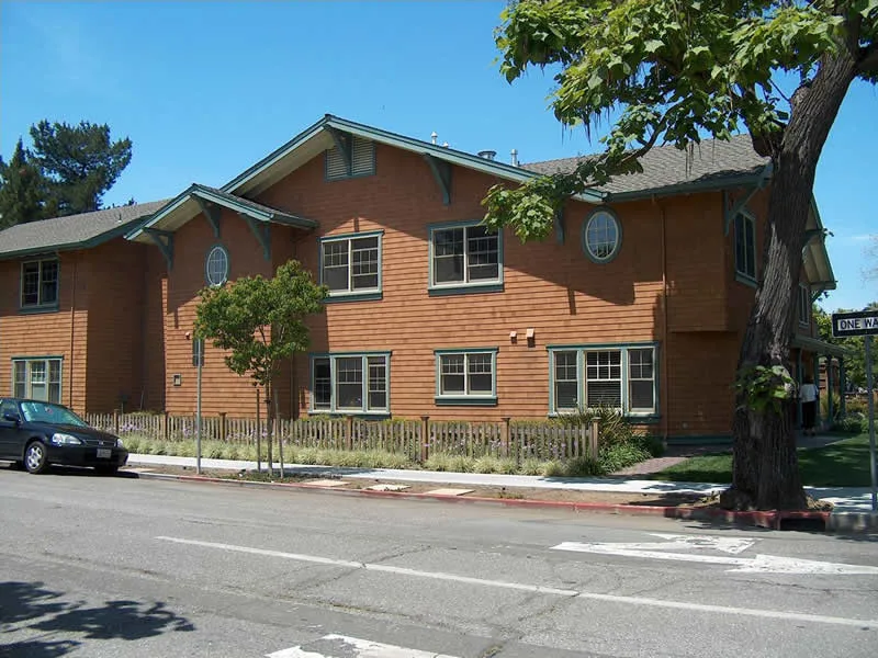 Associated Building Supply Inc. - Photo 7